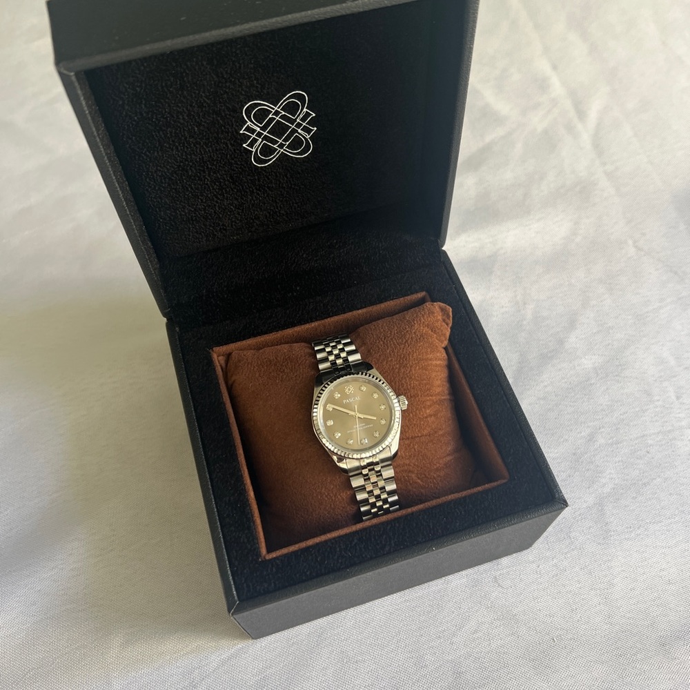 Watch Pascal - image 2